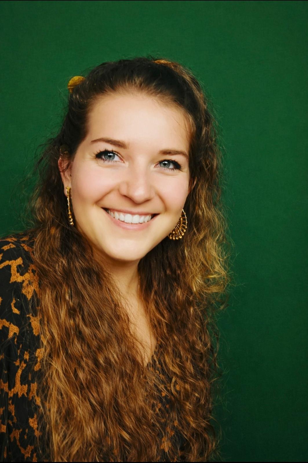 Selina Stringer — Gründerin und Deutschlehrerin bei Converba Academy